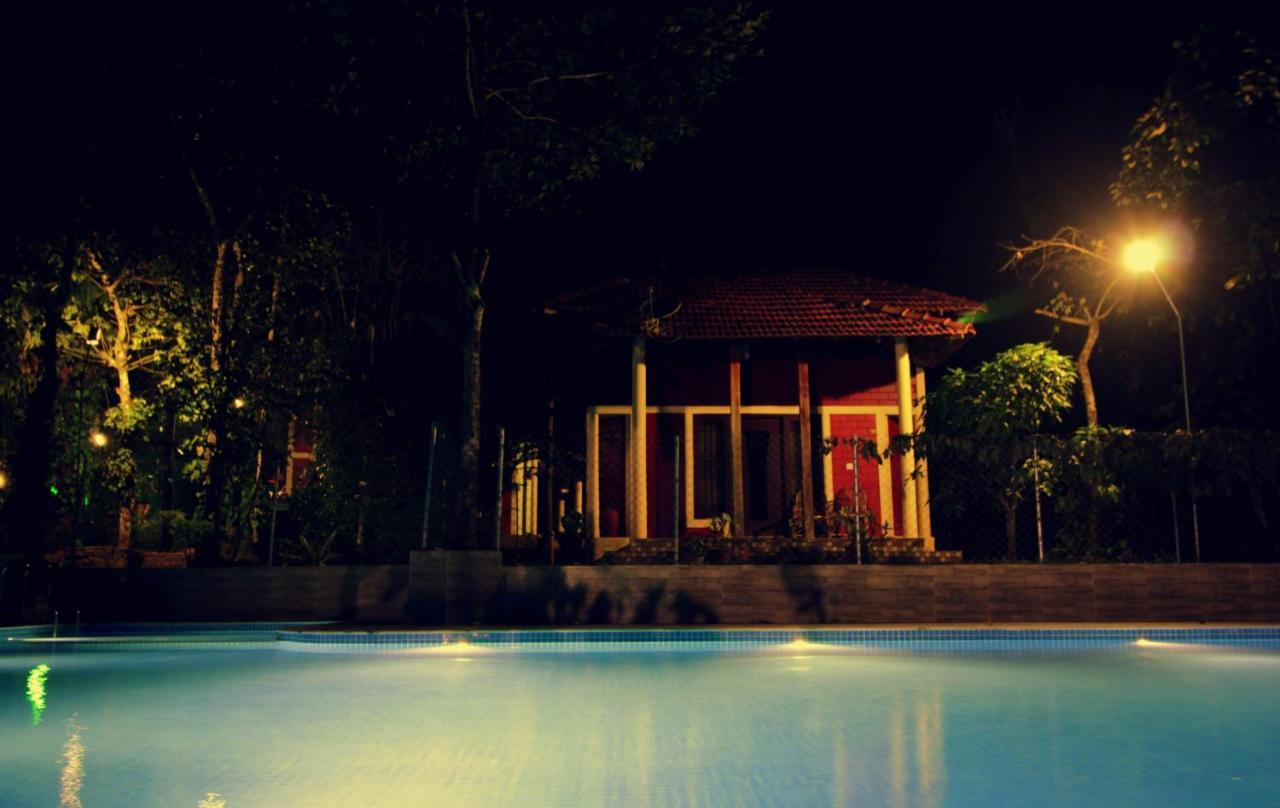 Pepper Green Wayanad Resort With Swimming Pool Kattikkulam Exterior photo