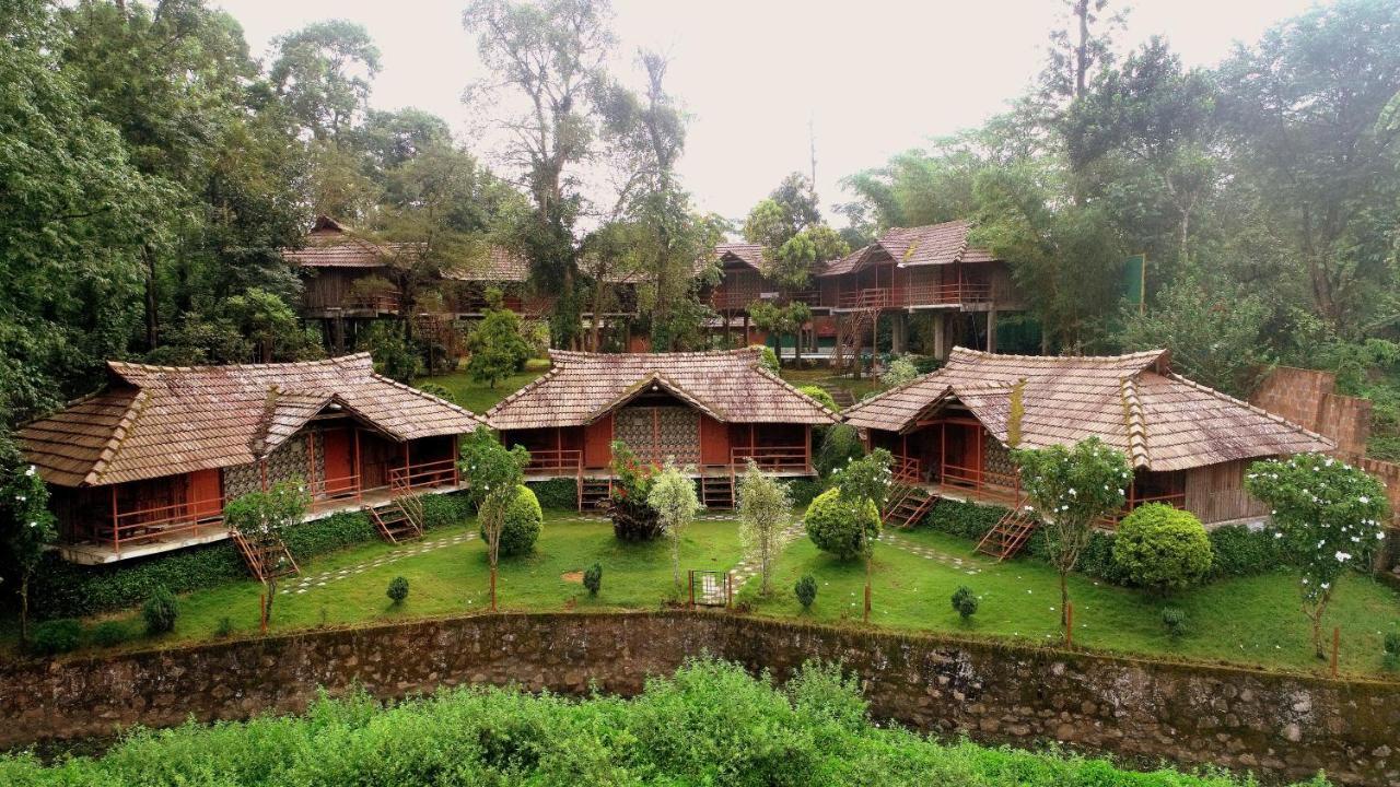 Pepper Green Wayanad Resort With Swimming Pool Kattikkulam Exterior photo